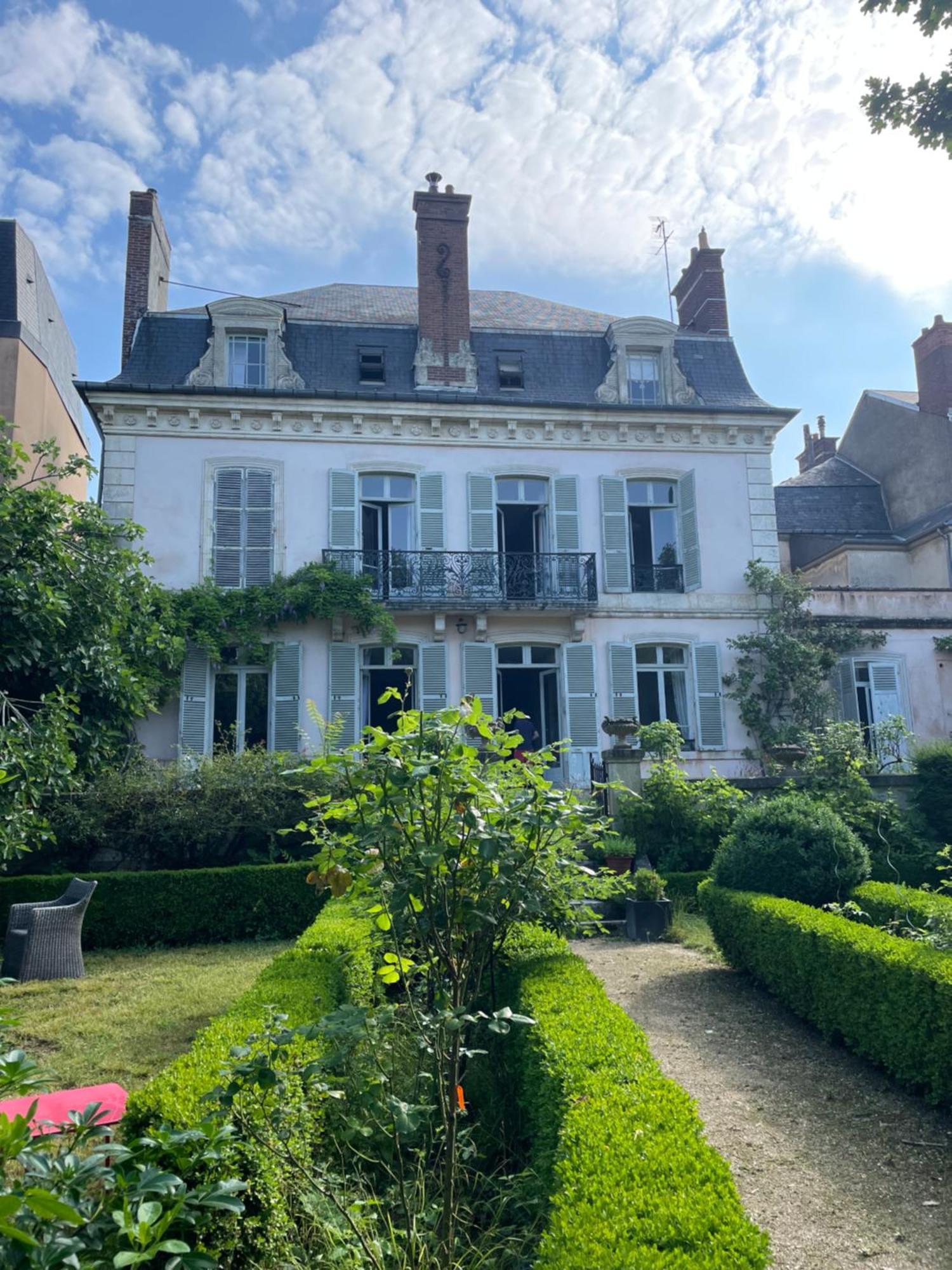 Hotel Belle Fontaine Bourges Exterior foto