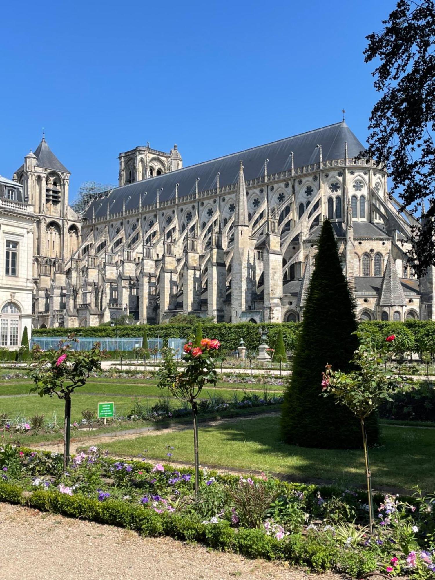 Hotel Belle Fontaine Bourges Exterior foto