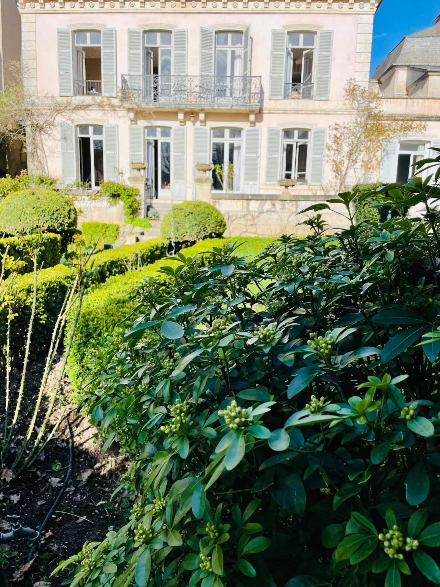 Hotel Belle Fontaine Bourges Exterior foto